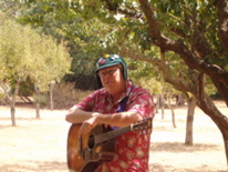 Dan'l sings fuddy